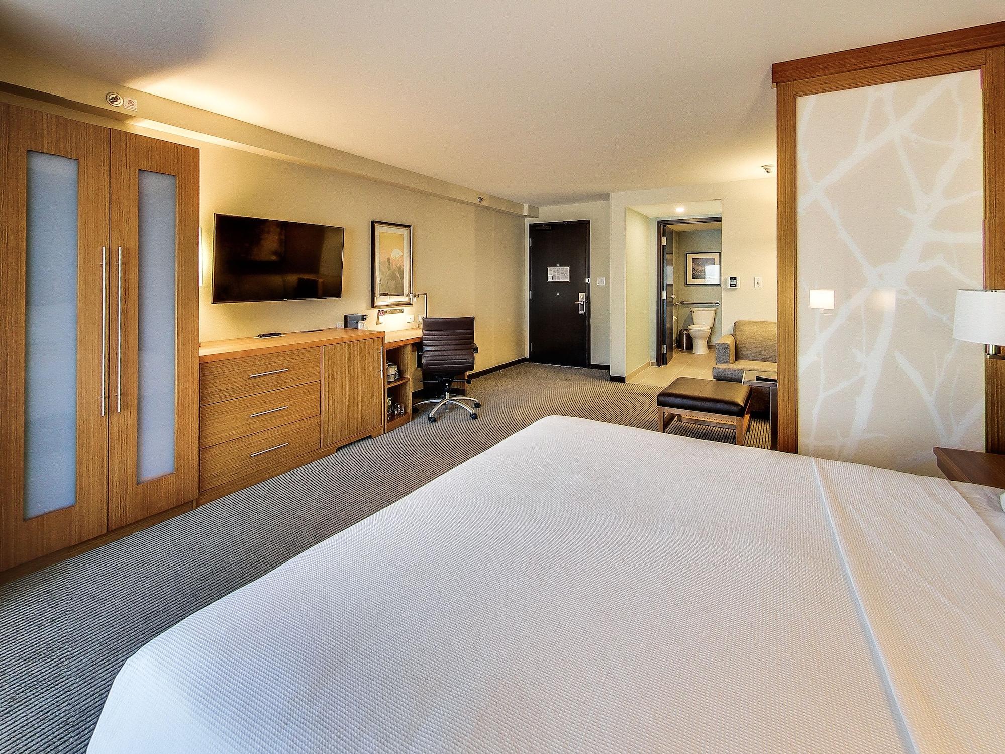 Hyatt Place Edmonton West Bagian luar foto