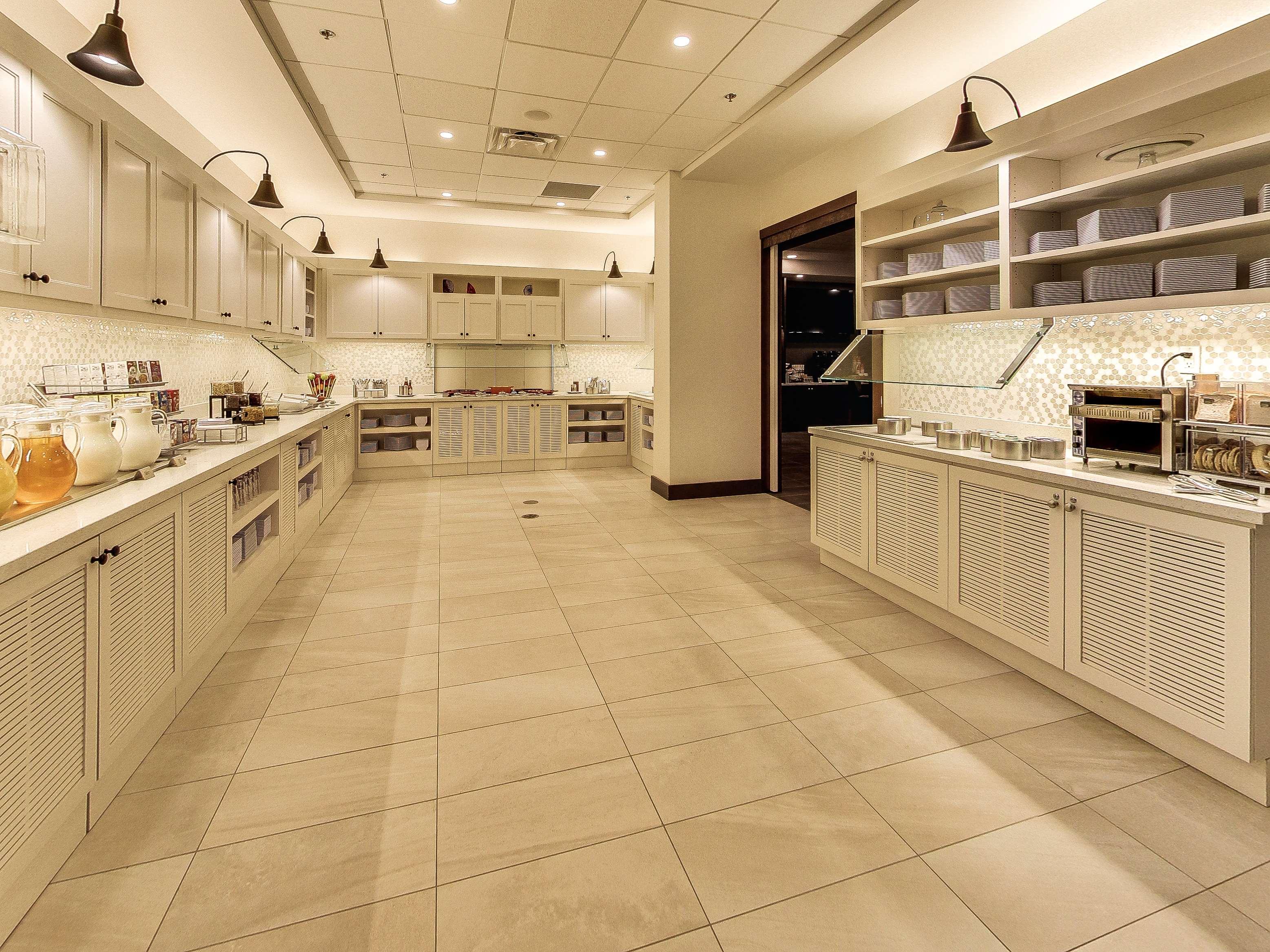 Hyatt Place Edmonton West Bagian luar foto