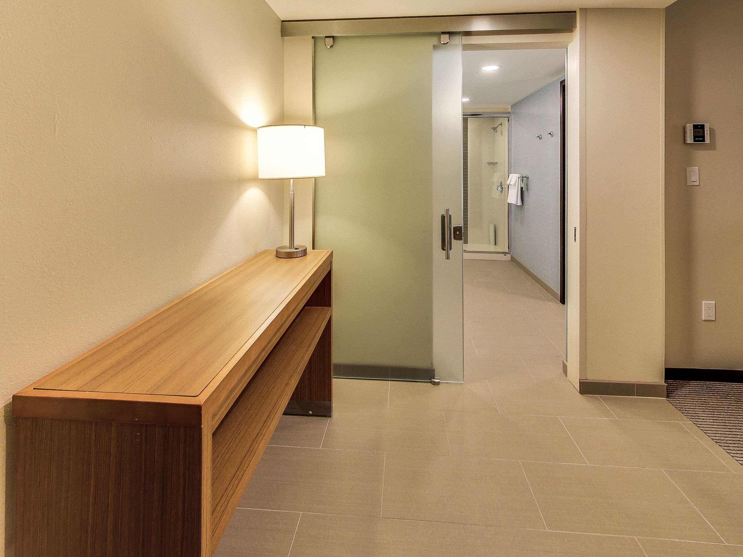 Hyatt Place Edmonton West Bagian luar foto