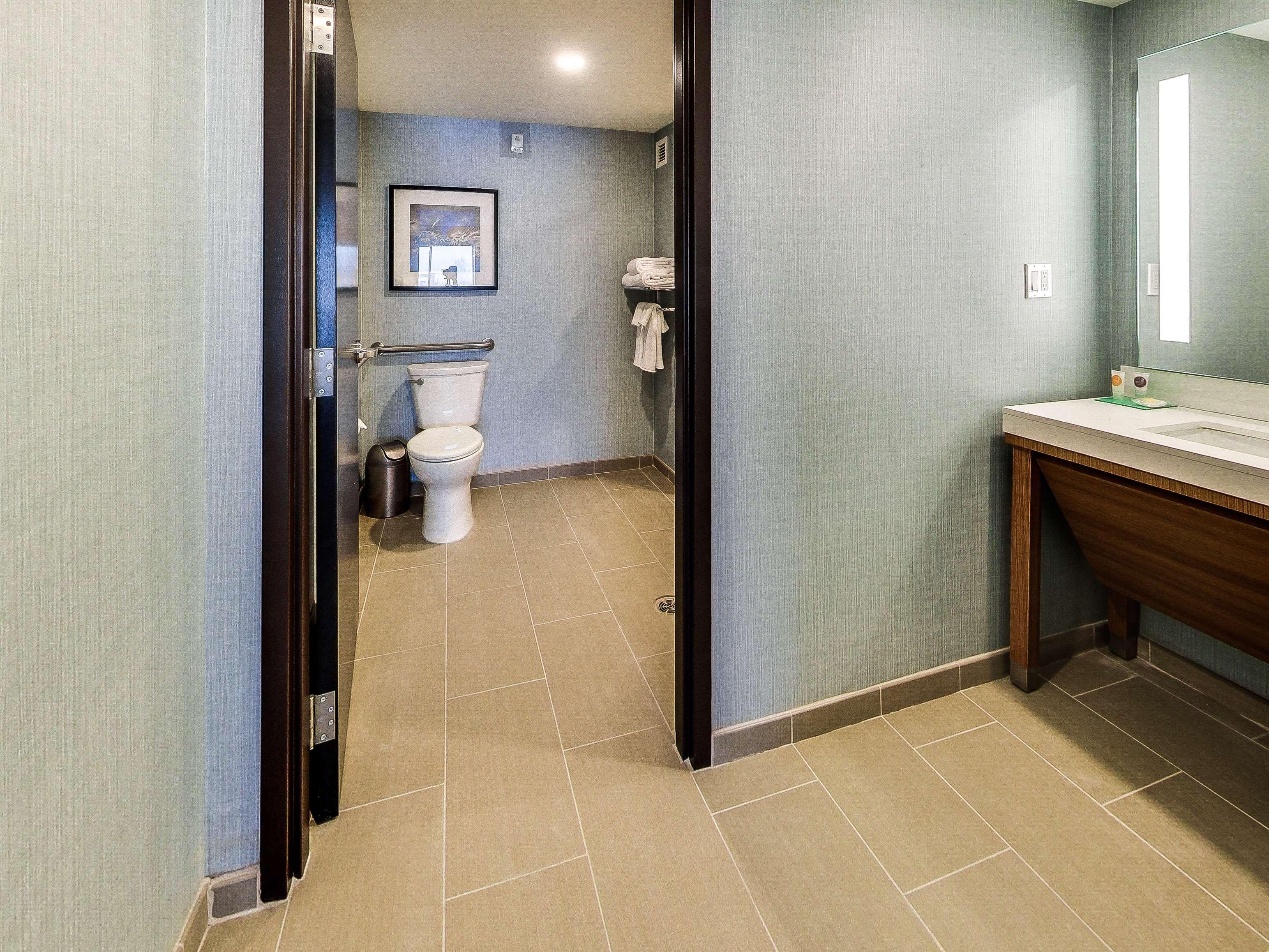 Hyatt Place Edmonton West Bagian luar foto